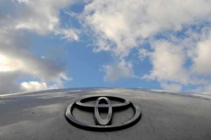 Toyota отзывает почти полтора миллиона авто