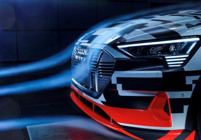 Audi будет устанавливать на e-Tron виртуальные зеркала