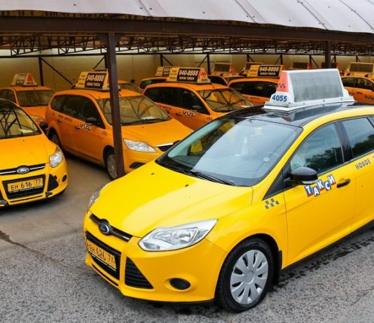 Эксперты озвучили самые популярные автомобили у таксистов