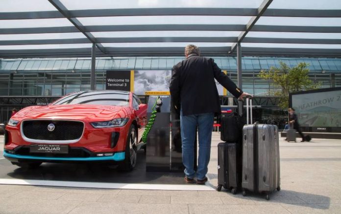 Новые автомобили Jaguar I-Pace станут такси в аэропорте Хитроу