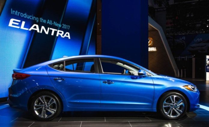 Обновленная версия Hyundai Elantra появится летом текущего года