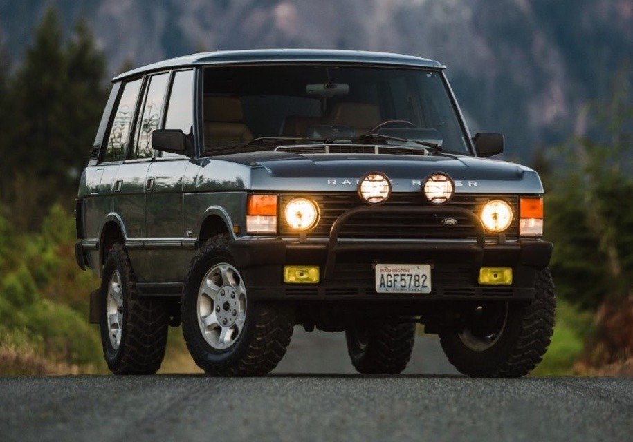 На продажу выставили Range Rover с мотором V12 от «семерки» BMW