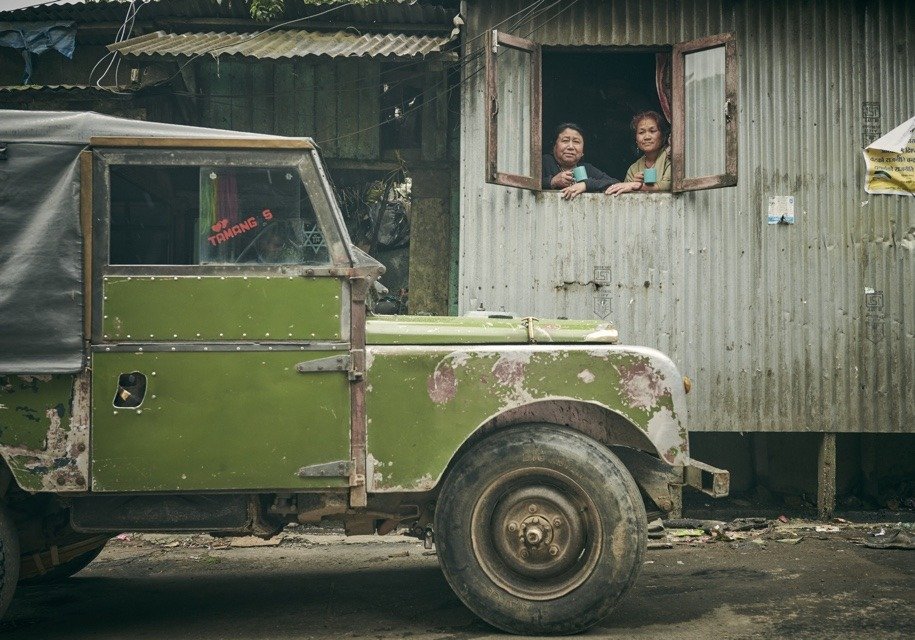 Видео: в Гималаях нашли «Страну Land Rover»