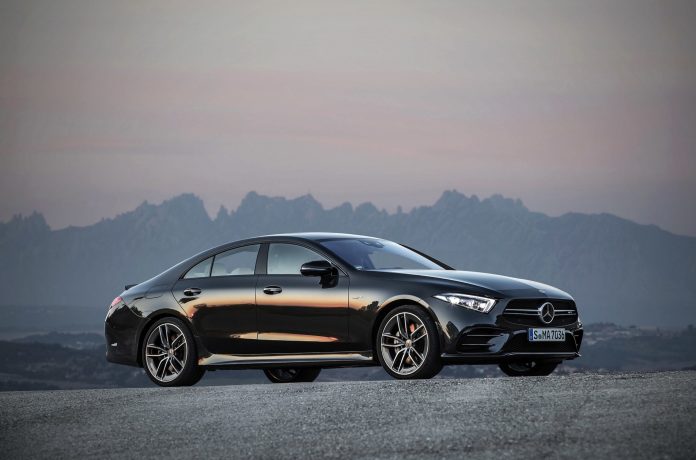 Все модели Mercedes-AMG станут подключаемыми гибридами