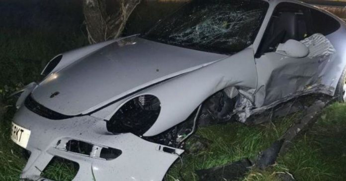Подросток угнал и разбил семейный Porsche за 8 000 000 рублей