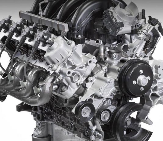 Ford начал продажи гигантского 7,3-литрового мотора V8