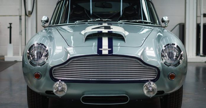 «Переизданные» Aston Martin сертифицируют для обычных дорог