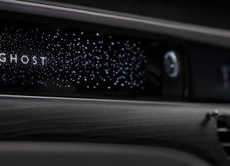 Rolls-Royce разработал для нового Ghost переднюю панель с 850 звёздами