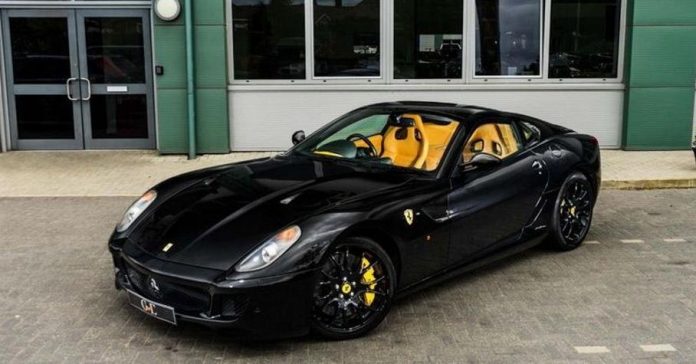 Эрик Клэптон выставил на продажу Ferrari 599 GTB