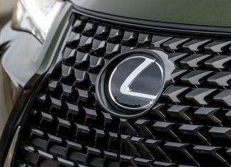 Lexus придумал название для кроссовера меньше UX