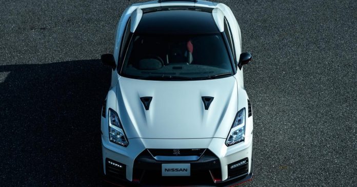 Прощальную версию Nissan GT-R оснастят 720-сильным двигателем