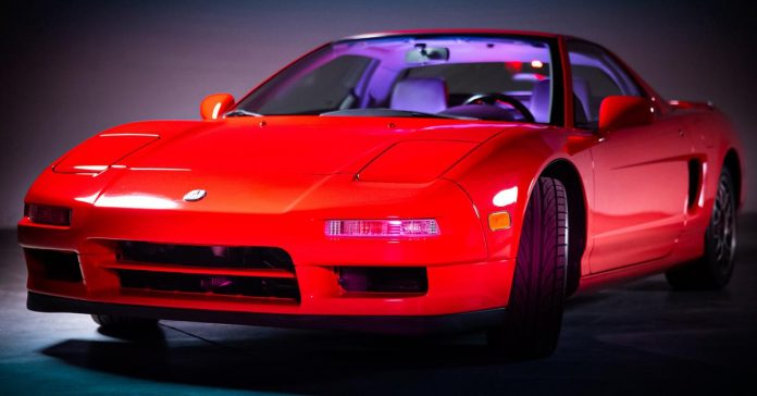 Редчайшую 20-летнюю Acura NSX пустят с молотка