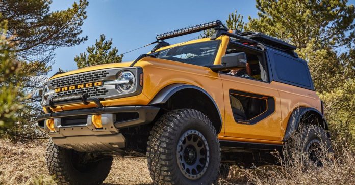 Ford рассказал о перспективах Bronco с мотором V8 5.0