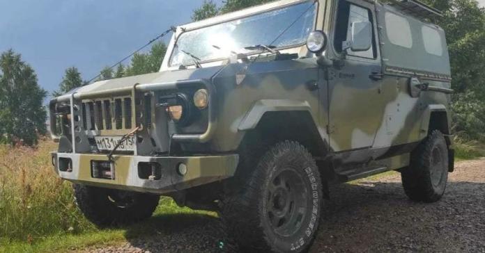В России продают редкий армейский внедорожник, который не выпускался серийно