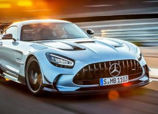 Раскрыта рублевая цена самого мощного Mercedes-AMG GT