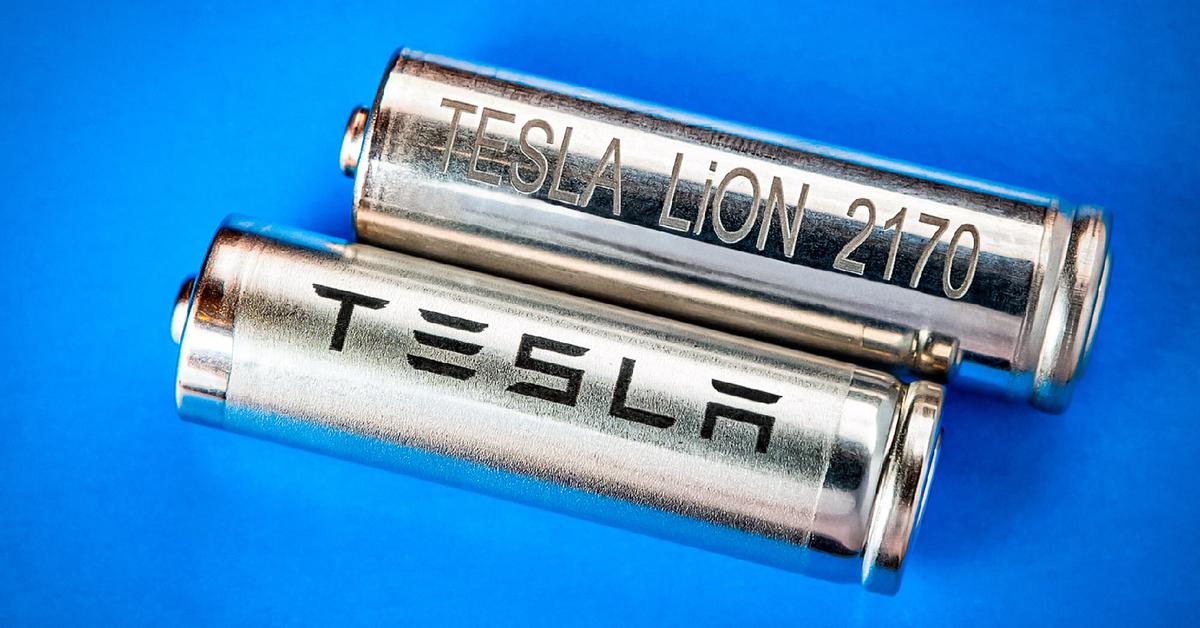 Tesla оштрафовали на миллионы евро за неправильную утилизацию батарей