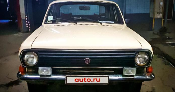 В России продают 30-летнюю «Волгу» почти без пробега по цене новой Kia