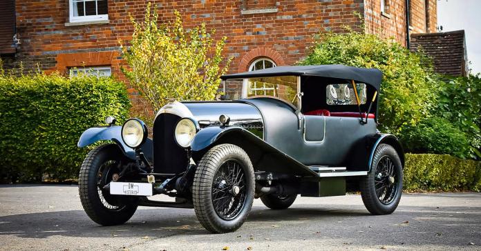 Редкий 100-летний кабриолет Bentley продают за 27,5 миллионов рублей