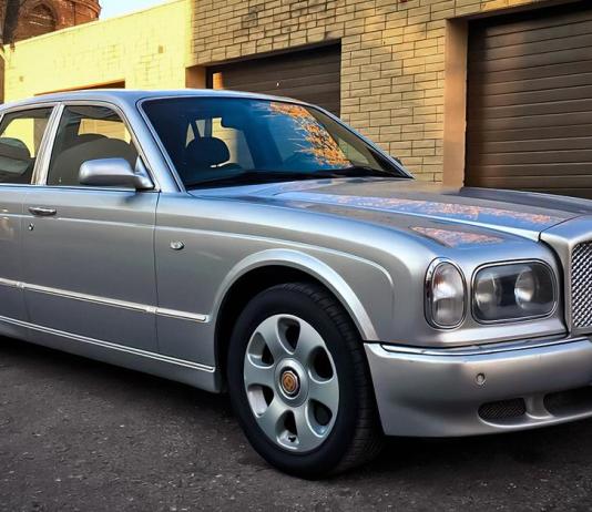 В России продают Bentley с двигателем от Toyota за 1,7 миллиона рублей