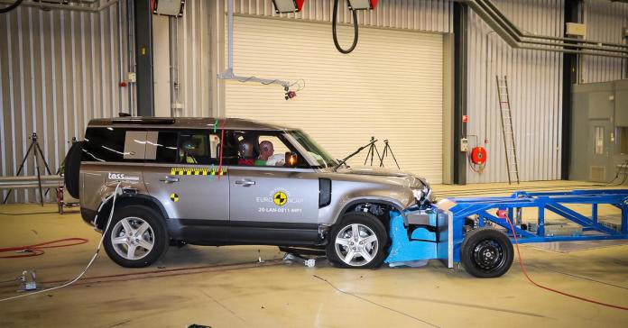 Euro NCAP разбила новый Land Rover Defender и еще шесть автомобилей