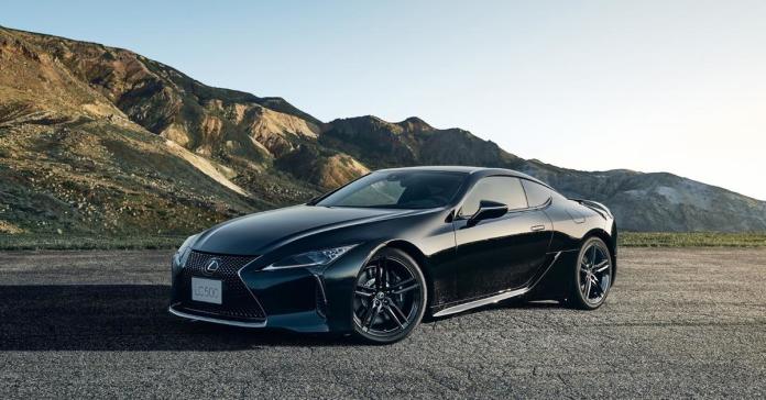 Lexus представил очень чёрный LC 500