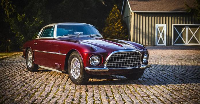 Один из двух Ferrari 375 America пустят с молотка за 250 миллионов рублей