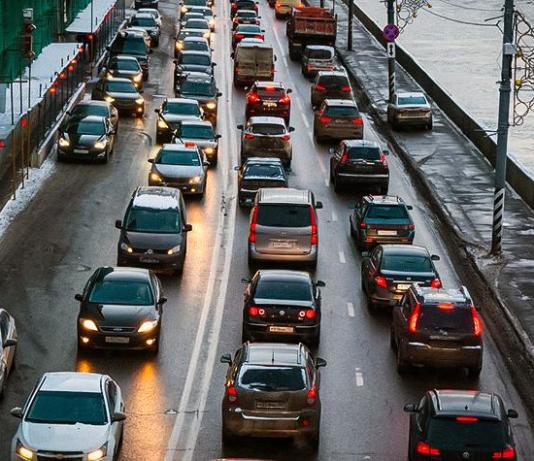Эксперты посчитали, сколько тратят россияне в год на содержание личного автомобиля