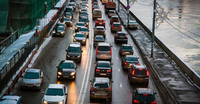 Эксперты посчитали, сколько тратят россияне в год на содержание личного автомобиля