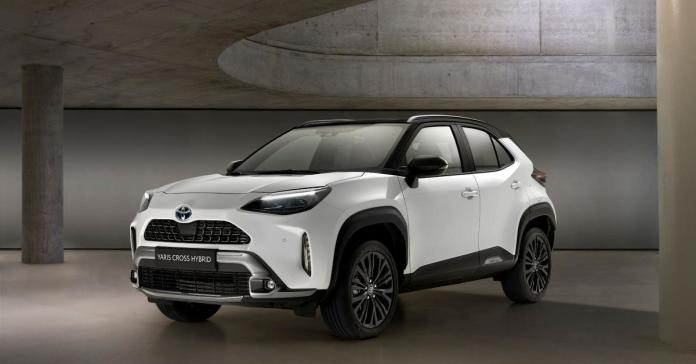 Toyota представила внедорожную версию Yaris Cross