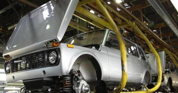 АвтоВАЗ возобновил производство пятидверной Lada Niva Legend
