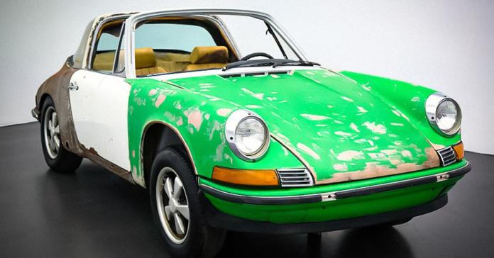 50-летний ржавый Porsche с разорванным салоном продают за три миллиона рублей