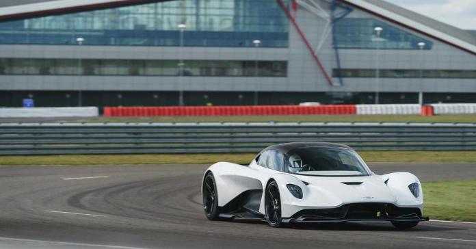 Aston Martin обновил суперкар Valhalla ещё до начала производства