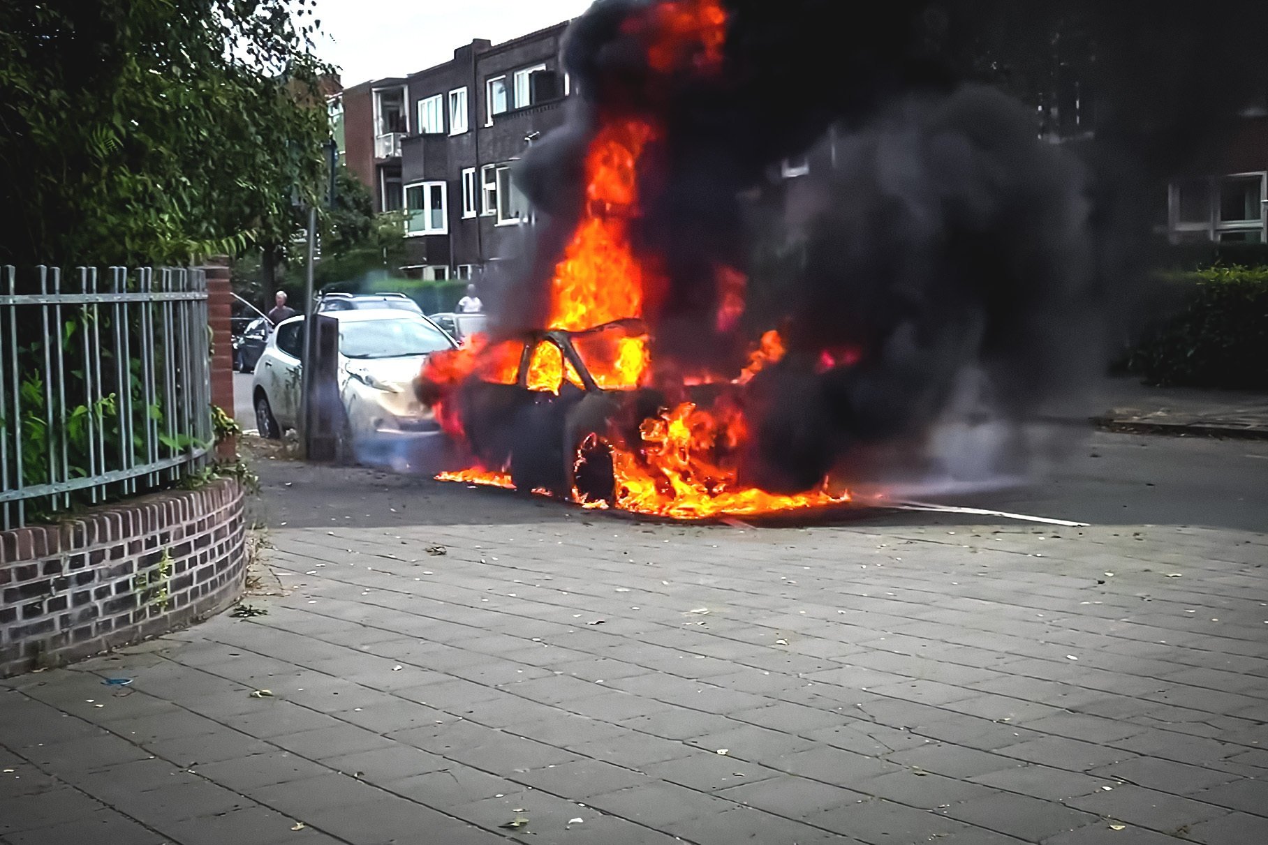 Видео: электрокар volkswagen id.3 сгорел после подзарядки