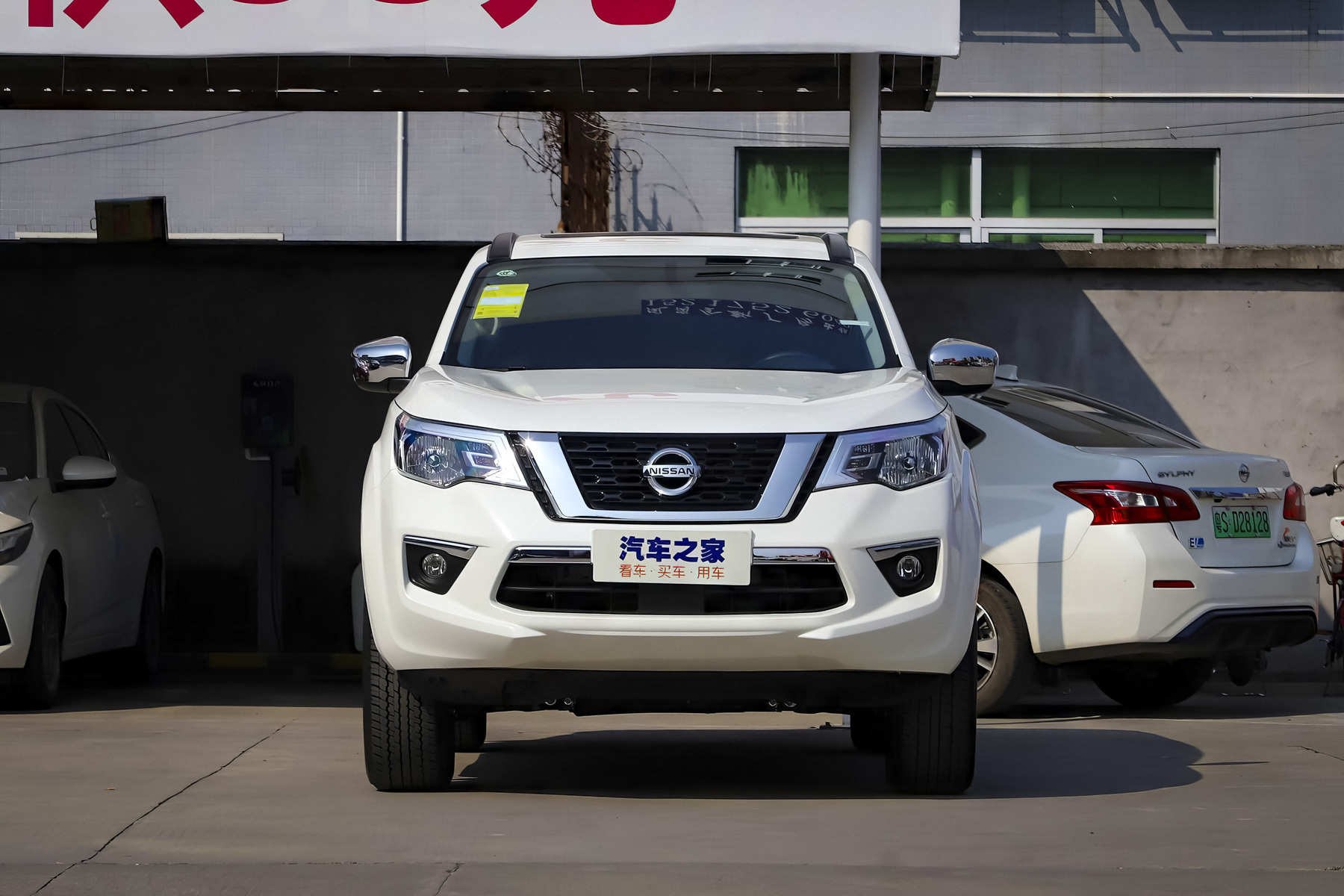 В Россию привезли новый внедорожник nissan terra