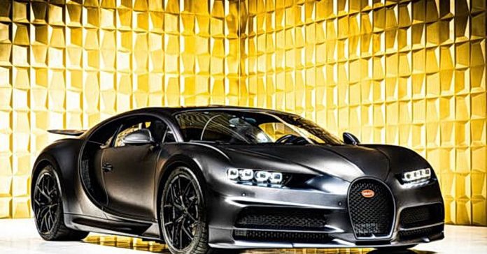Подержанный Bugatti Chiron выставили на продажу за 300 миллионов рублей