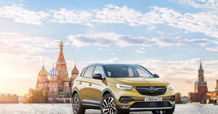Opel вернулся в Россию с двумя моделями: известны цены