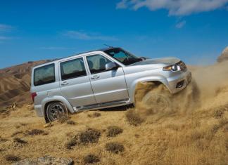 UAZ Patriot с автоматом