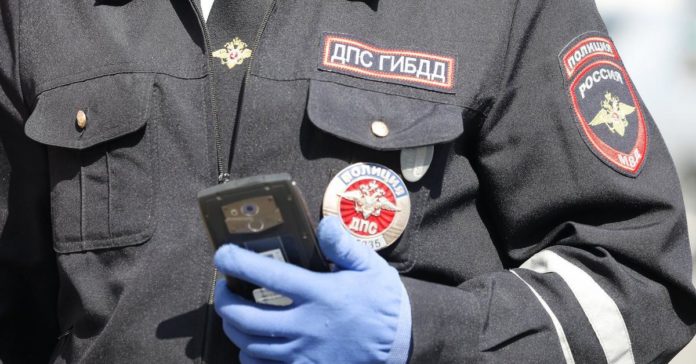 В Москве начали отменять штрафы водителям за неправильные пропуска