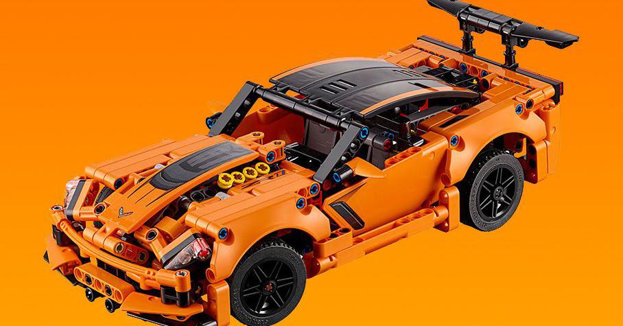Chevrolet Corvette ZR1 из Lego устроили краш-тест
