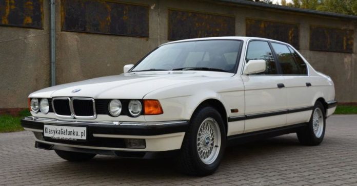 Продается идеальная BMW 7-Series, которая 23 года хранилась у дилера