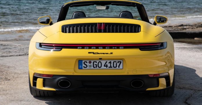 У Porsche 911 Carrera больше не будет безнаддувных двигателей